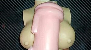 Kissy和Dolly三人行桌子上狂干传教士肛交屁眼大开奶子爆射