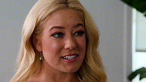 Clarke Kent和River Lynn巨乳金发18+滑溜Nuru按摩打飞机