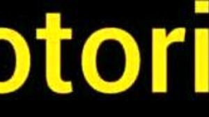 safada pega homem se masturbando no banco de trás