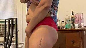 嘿，看安娜·玛利亚这位成熟拉丁美女的新太阳裙