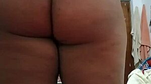 Want to see my fat ass in panties?