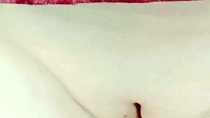 Maturemons pussy sliding on display