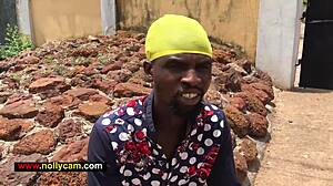 She Missed Her Way and Asked for Directions