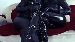 Detailed leather-clad lesbian threesome sex at the office with group action