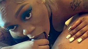 yesssss i cum 3 times to huge squirting pussy fucking