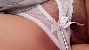 Llego De La Oficina Con Medias Y Me Masturbo