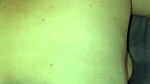 我忍不住玩这个产后熟女的大屁股