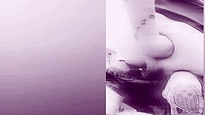 拳交和脱垂场景