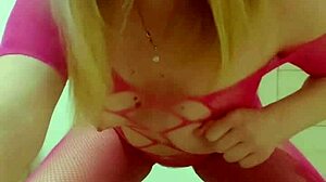 Cute Girl Fingering In Sexy Lingerie