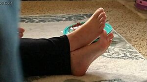 Cute Feet Fetish Candid