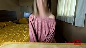 Isa experiences an accidented casting ending badly due to period