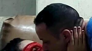 novinha gives kisses to the muscular guy