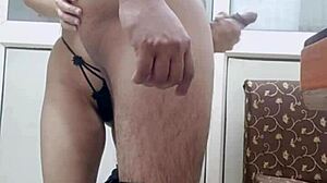 Beautiful fat secretary licks ass and masturbates while fucking boss homemade