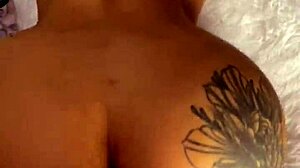 Amateur Fun with Curvy Milf