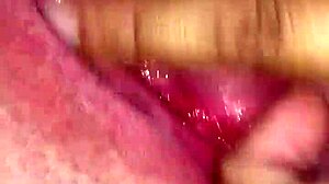 护士和病人分享内衣亲密时刻