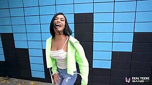 savannah sixx fucked during porn casting