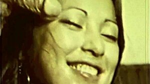 精彩复古跨种族色情暗示亚洲口交和毛茸茸邂逅