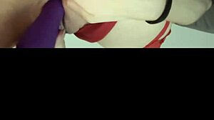 Masturbating deliciously, look at my juicy pussy in lingerie! So hot!