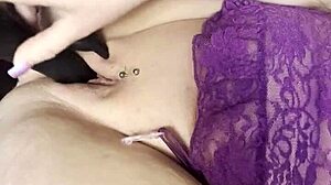 Catalia Valentine fucks her pussy with a toy and squirts!