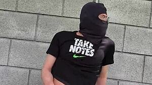 quick outdoor pants-off handjob in public spot