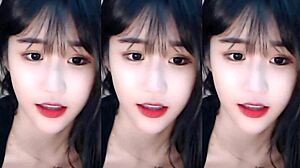 嘿，看这个可爱中国女孩超快跳舞