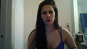 Jessica Ryan和Chloe Surreal湿女同磨穴坐脸舔光屄