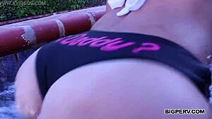 Draya Dare dares to show her big butt in bikini at the jacuzzi