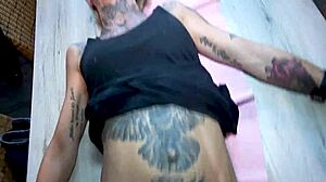 vicky's rough creampie on kitchen table