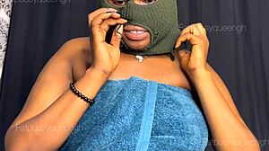 漂亮的黑人邻居用女上位骑我的鸡巴！