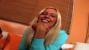 fucking blonde mom in sexy lingerie, oh wow! 🔥