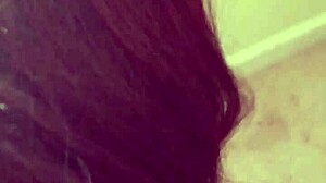 老公上班时出轨老婆，我随时操她，她给我屁股却不给老公！