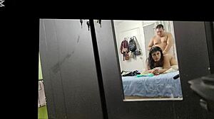 墨西哥女老师猛吸我屌后狗爬式骑乘中出高潮