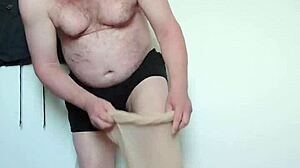 Carmen Explores Nylon Fetish For Her Whole Body In Amateur Video