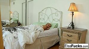 Elsa jean wakes up to a creampie from her blonde pornstar lover