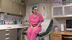 护士用脏话教你自慰到射精，在医院