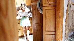 Does beauty bow for hard fuck?