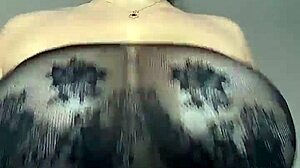 i want to sit on your face with big natural saggy tits