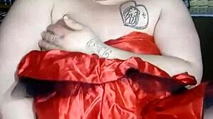 Watch this intense pussy fucking and masturbation session