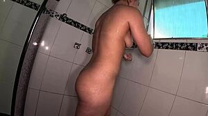 Cintia Lara in shower prepares to give lots of ass