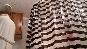 Sassy Plays With Toys And Dildo In Intriguing Session