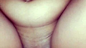 esposinha gostosa e safada me dando a bucetinha com tits and pussy