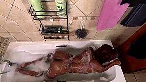 Hot Indian Babe Twerks Nude Intensely in Sexy Outfits