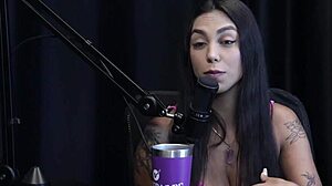 Os Cuckold S�o Bissexuais Pegou Alguns Padr�es Por Trabalhar Com Tantra E As Chupadas Na Mulher - Didy Reis Watch On Sheer Red 😘