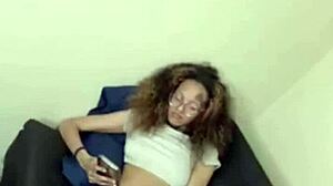 Jada Slim Goes Live in Her Panties for First Time