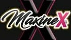 Bondage nympho Siren Thorn gets fucked by Maxine X's sex machine