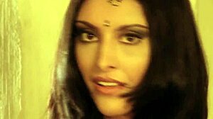 Indian Babe Boldly Rips Clothes For Naked Striptease