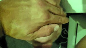 Big Dildi In Her Pussy Make Her Full Of Orgasm She Love To Be Masturbate