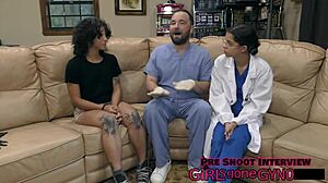 intriguing perverted podiatrist nicole luva sucking backstage