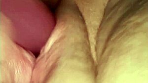 bbw women masturbate with toys in wet sessions.