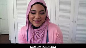 Julz Gotti Asks Nicky Rebel To Show Her How 😏